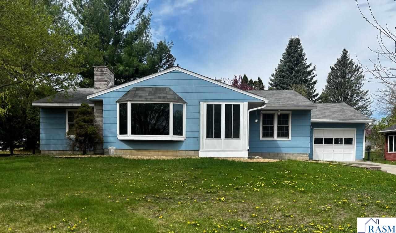 532 Capitol Drive St. Peter MN 56082