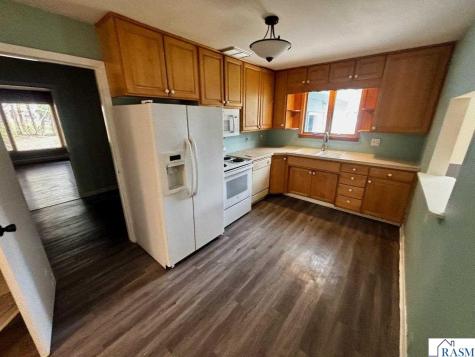 532 Capitol Drive St. Peter MN 56082