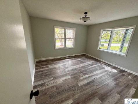 532 Capitol Drive St. Peter MN 56082