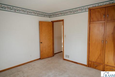 227 E 9th Street Blue Earth MN 56013