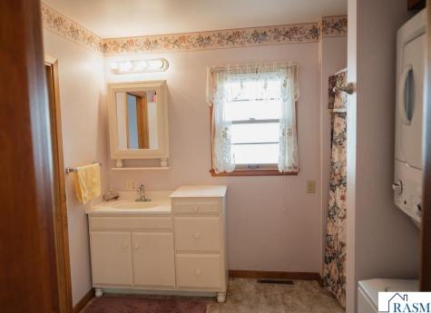 227 E 9th Street Blue Earth MN 56013