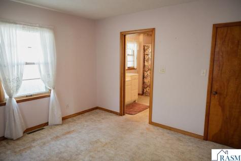 227 E 9th Street Blue Earth MN 56013