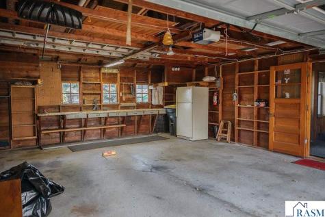 227 E 9th Street Blue Earth MN 56013