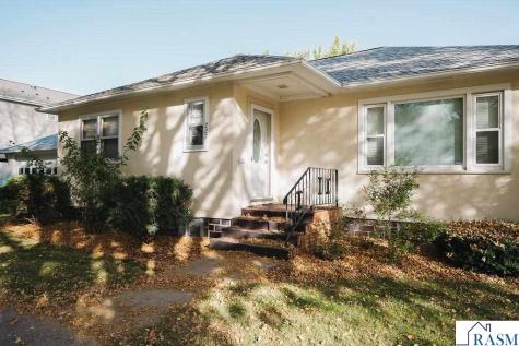 227 E 9th Street Blue Earth MN 56013