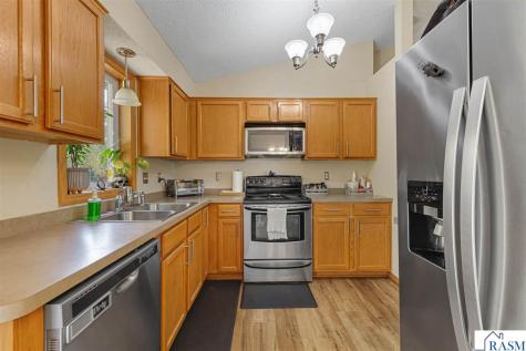 124 Gambrelle Court Mankato MN 56001