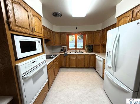 1327 N Minnesota Street New Ulm MN 56073