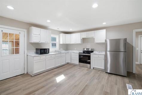 221 W Main Street St. Clair MN 56080