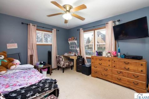 224 N 3rd Avenue Waldorf MN 56091