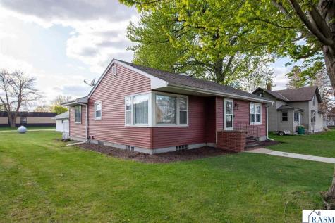 224 N 3rd Avenue Waldorf MN 56091