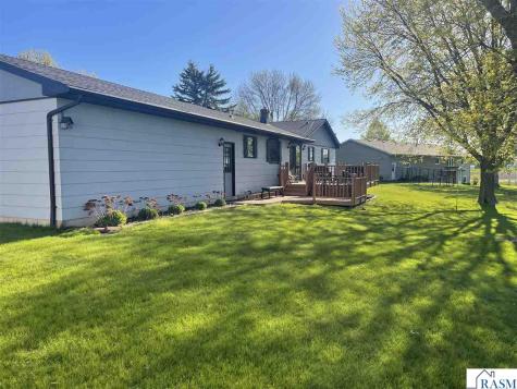 243 W 6th Street Gibbon MN 55335