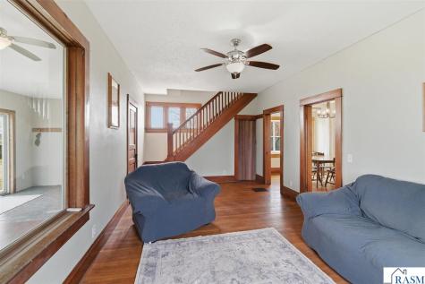 21598 478th Avenue Lake Crystal MN 56055