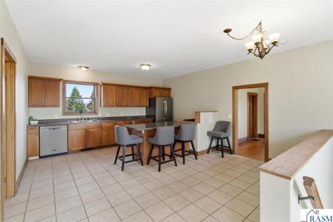 21598 478th Avenue Lake Crystal MN 56055