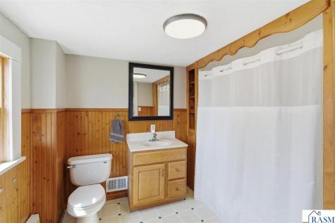 21598 478th Avenue Lake Crystal MN 56055