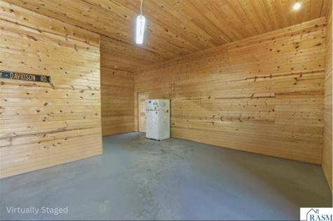 21598 478th Avenue Lake Crystal MN 56055