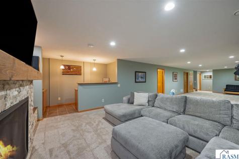 105 Hidden Oaks Circle Mankato MN 56001