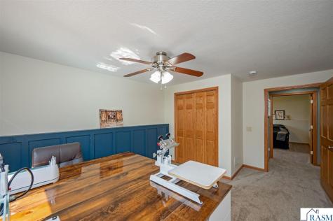 105 Hidden Oaks Circle Mankato MN 56001