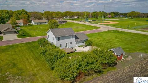 16 Marples Avenue Minnesota Lake MN 56068