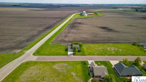 16 Marples Avenue Minnesota Lake MN 56068