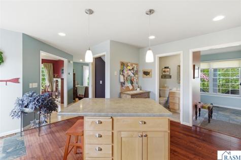 16 Marples Avenue Minnesota Lake MN 56068