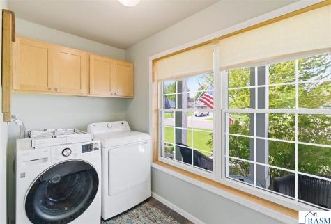 16 Marples Avenue Minnesota Lake MN 56068