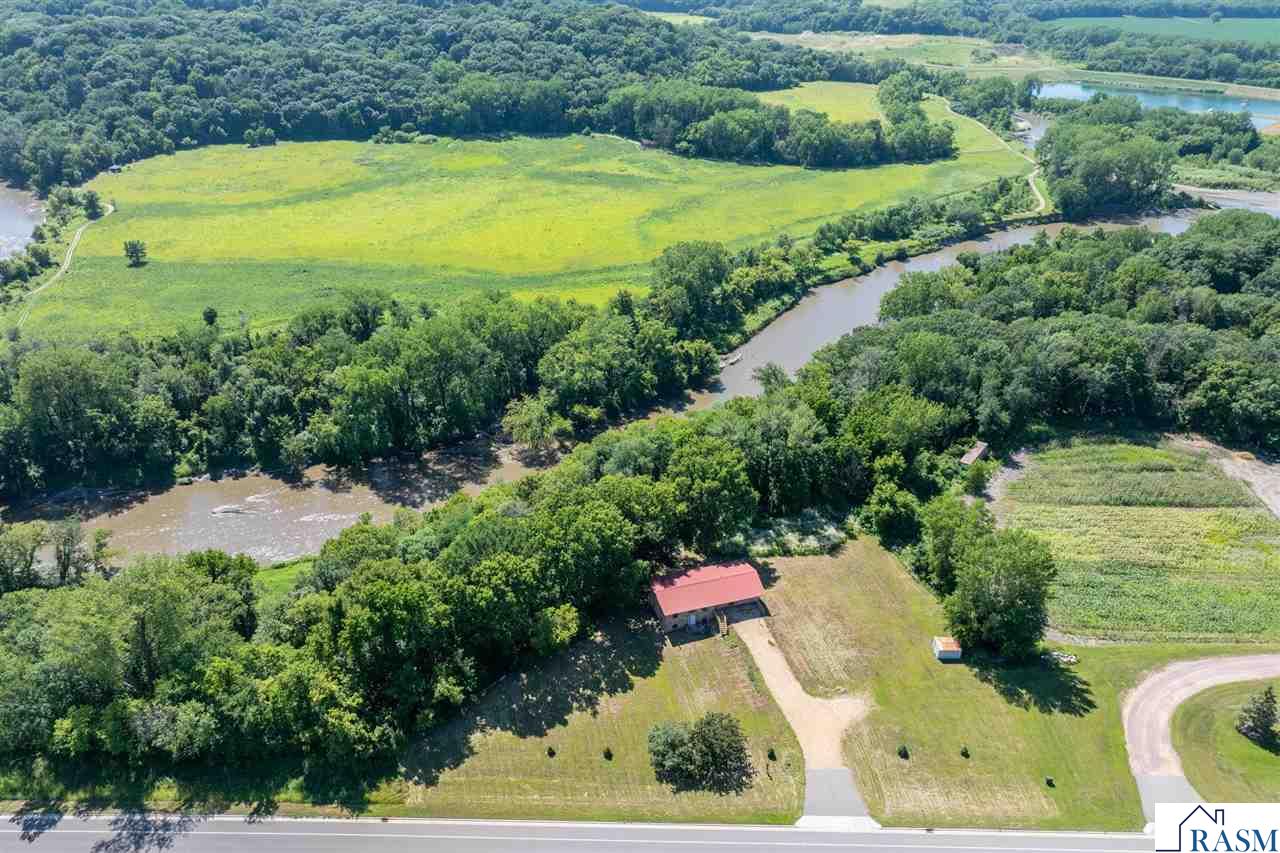 18648 568th Avenue Mankato MN 56001-3047