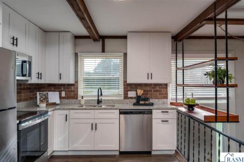 18648 568th Avenue Mankato MN 56001-3047
