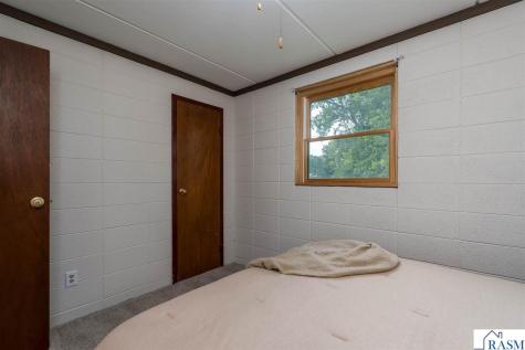 18648 568th Avenue Mankato MN 56001-3047