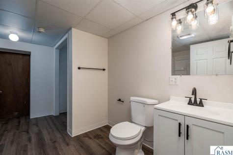 18648 568th Avenue Mankato MN 56001-3047