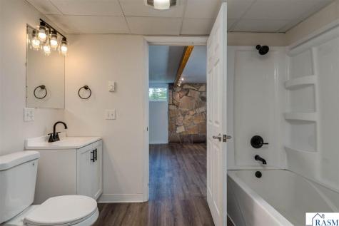 18648 568th Avenue Mankato MN 56001-3047