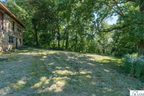 18648 568th Avenue Mankato MN 56001-3047