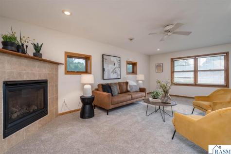 18648 568th Avenue Mankato MN 56001-3047