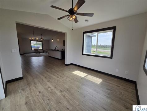 653 Daisy Court Lake Crystal MN 56055-1229
