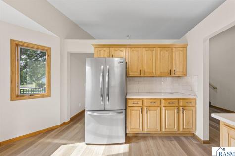 1676 Castle Drive North Mankato MN 56003