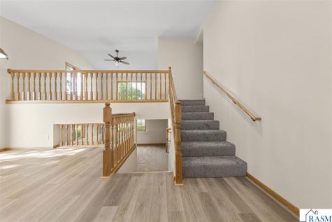 1676 Castle Drive North Mankato MN 56003