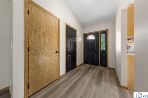 1676 Castle Drive North Mankato MN 56003