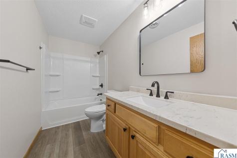 1676 Castle Drive North Mankato MN 56003