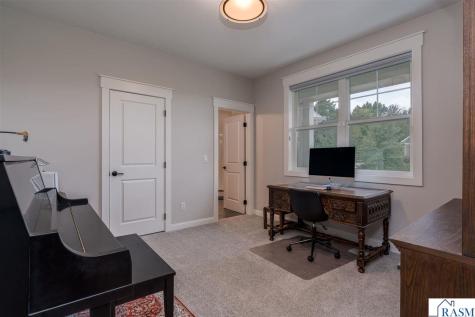 1005 Applewood Court Mankato MN 56001