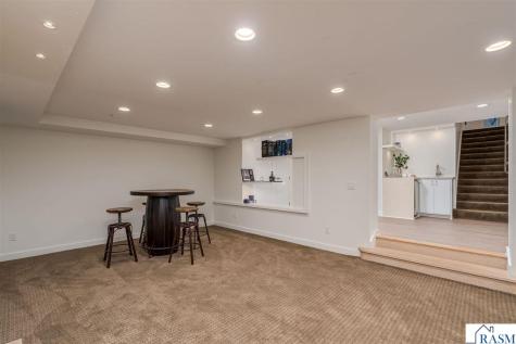 111 Dell Avenue Mankato MN 56001