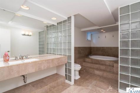 111 Dell Avenue Mankato MN 56001