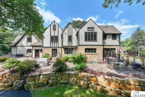 111 Dell Avenue Mankato MN 56001