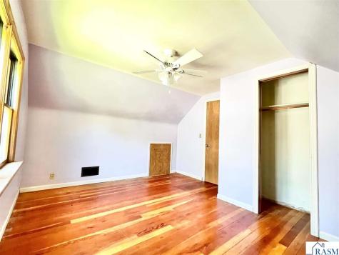 514 S Broadway Wells MN 56097