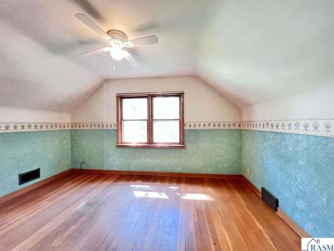514 S Broadway Wells MN 56097