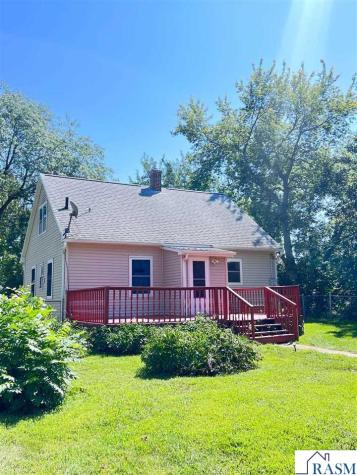 514 S Broadway Wells MN 56097