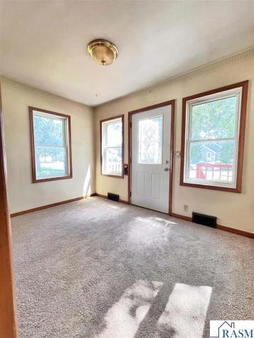 514 S Broadway Wells MN 56097