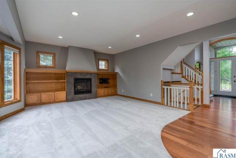 113 Hidden Oaks Circle Mankato MN 56001