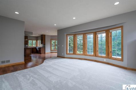 113 Hidden Oaks Circle Mankato MN 56001