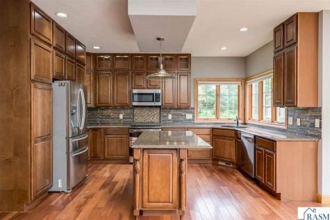 113 Hidden Oaks Circle Mankato MN 56001