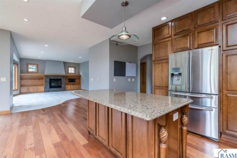 113 Hidden Oaks Circle Mankato MN 56001
