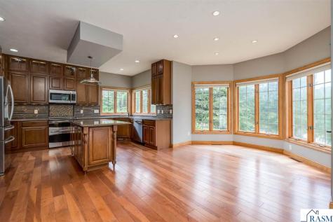 113 Hidden Oaks Circle Mankato MN 56001