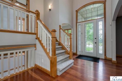 113 Hidden Oaks Circle Mankato MN 56001